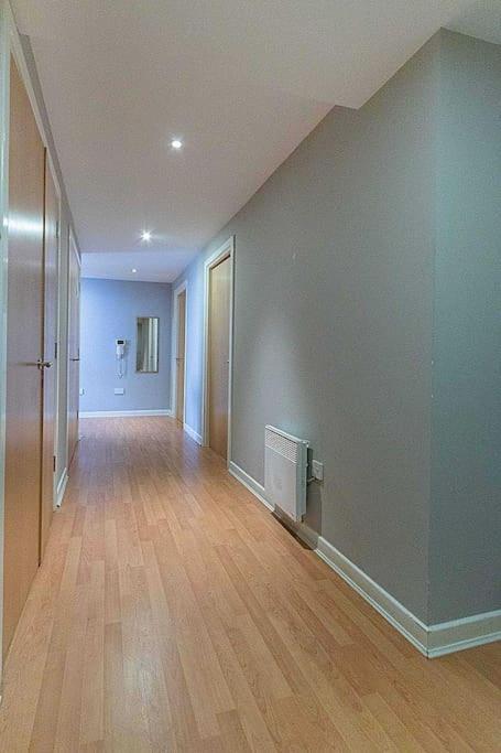 Modern 2 Bed Apartment With Stunning Seaside View Edinburg Exteriör bild